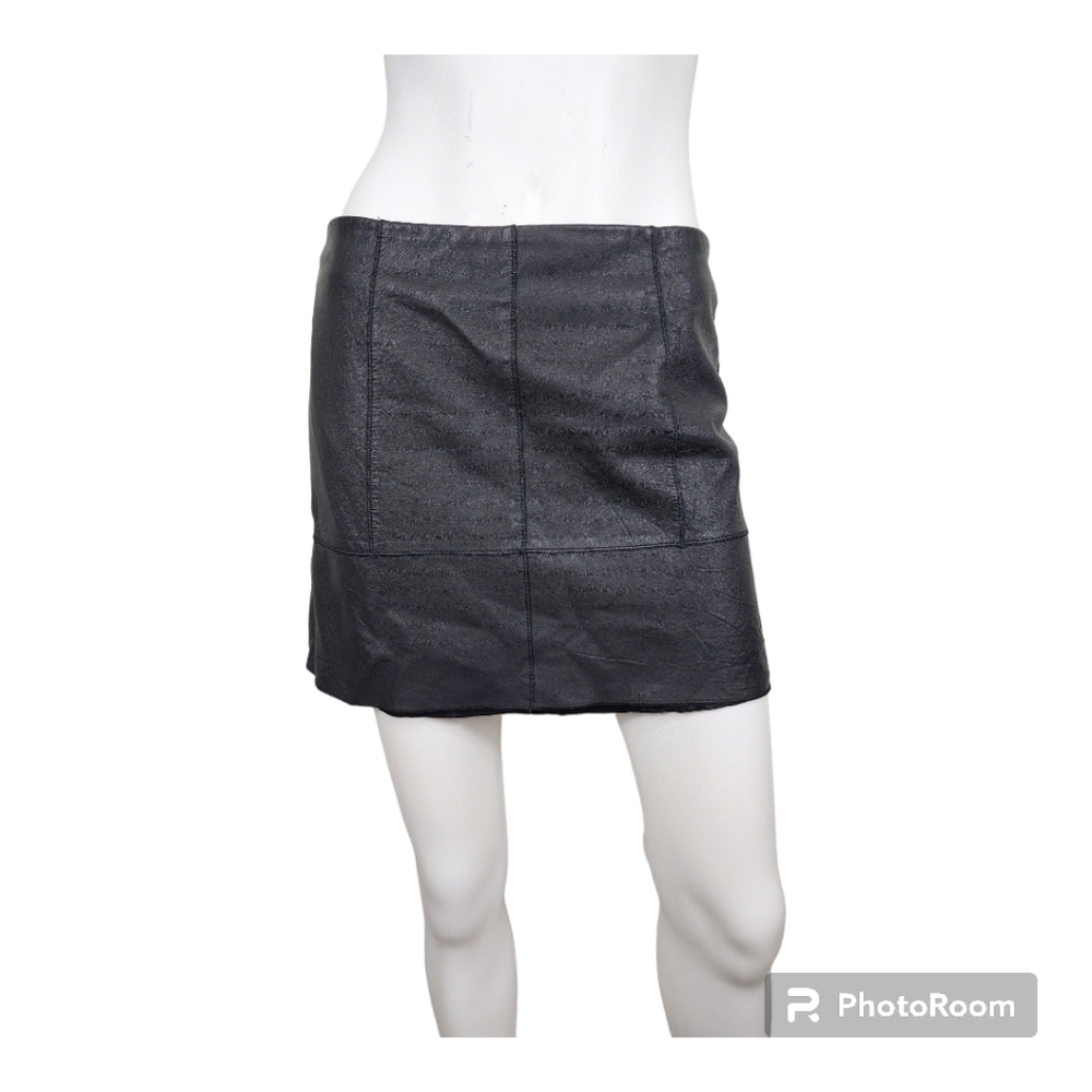 Bebe Leather Streetwear Black Mini Skirt Size 8